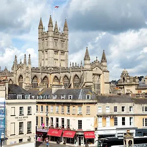 Stunning Spacious Near Parade Gardens , Bath United Kingdom