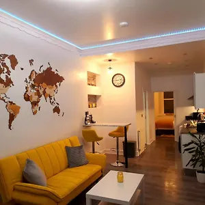 Modern Flat Near Centre. , Edinburgh United Kingdom